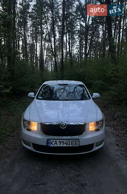 Лифтбек Skoda Superb 2010 в 