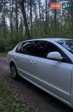 Лифтбек Skoda Superb 2010 в 