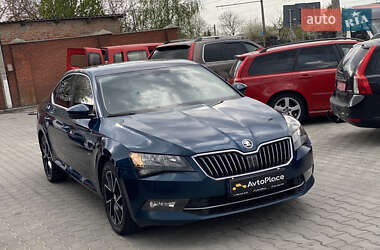 Лифтбек Skoda Superb 2018 в 