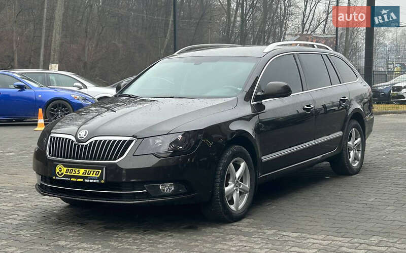Универсал Skoda Superb 2013 в Черновцах