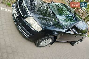 Лифтбек Skoda Superb 2006 в 