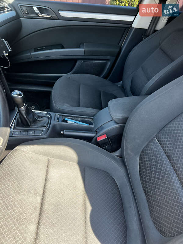 Универсал Skoda Superb 2015 в Мукачево