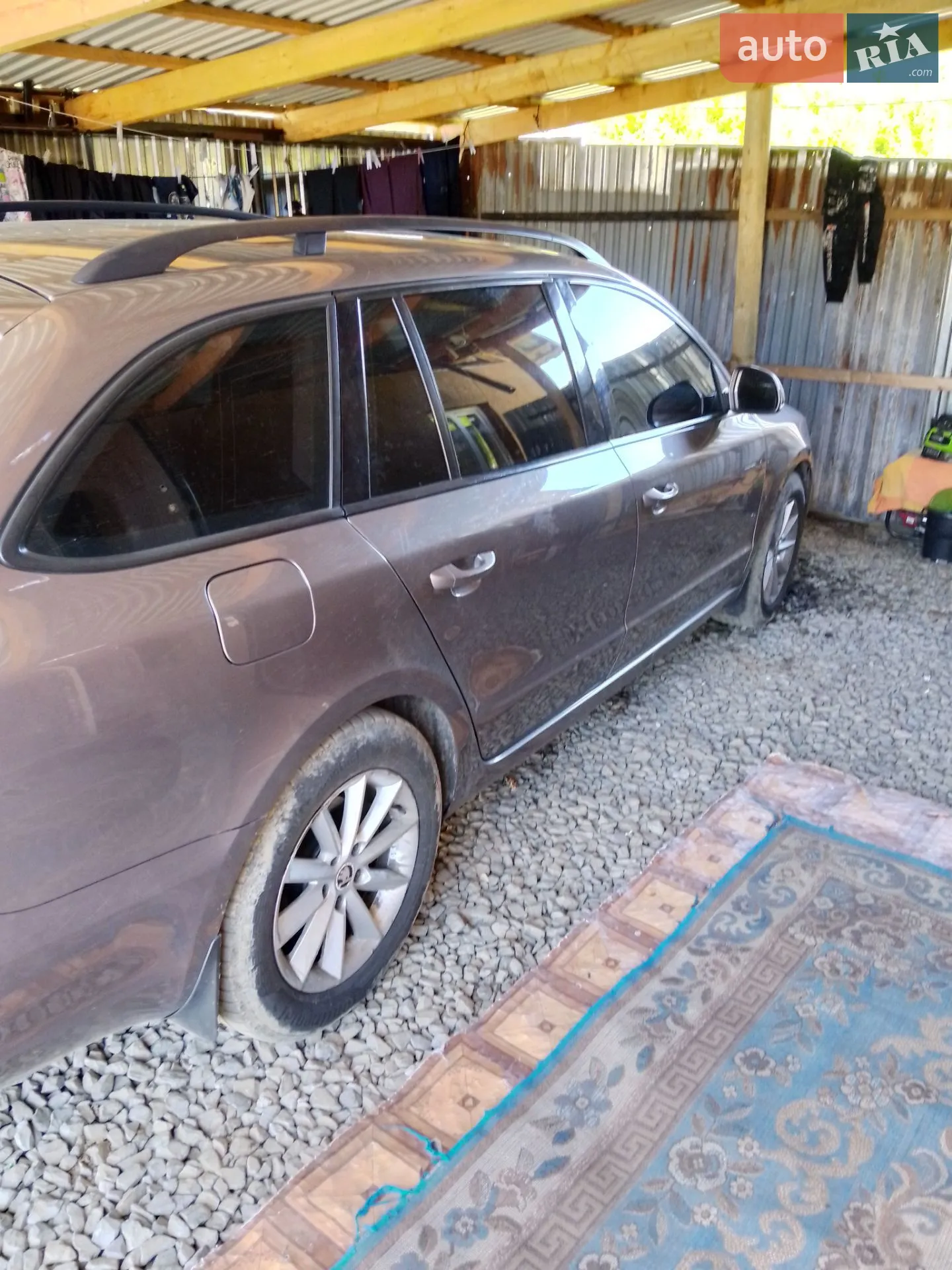 2011 Skoda Superb - мініатюра 5
