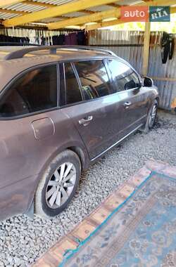 Универсал Skoda Superb 2011 в 