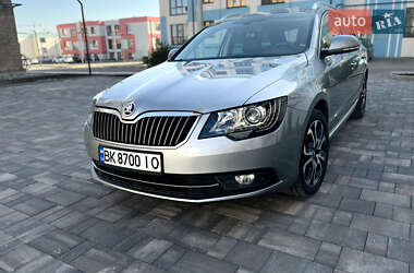 Универсал Skoda Superb 2014 в 