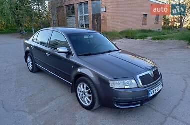 Лифтбек Skoda Superb 2003 в Первомайске
