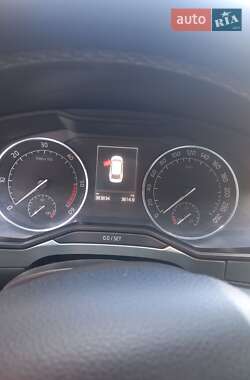 Универсал Skoda Superb 2015 в 