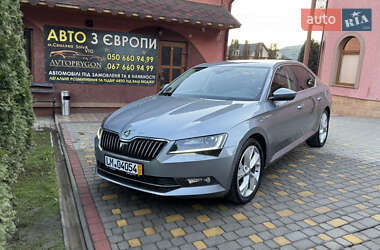 Лифтбек Skoda Superb 2019 в 