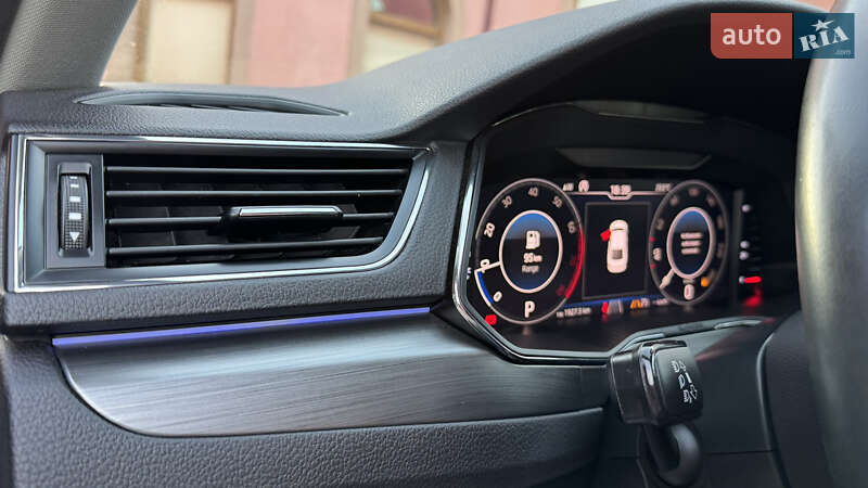 Лифтбек Skoda Superb 2019 в Сваляве