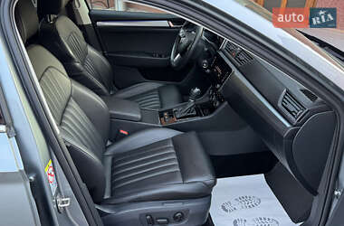 Лифтбек Skoda Superb 2019 в 