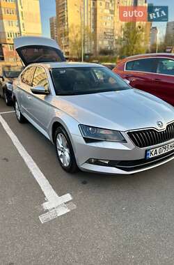 Лифтбек Skoda Superb 2018 в 
