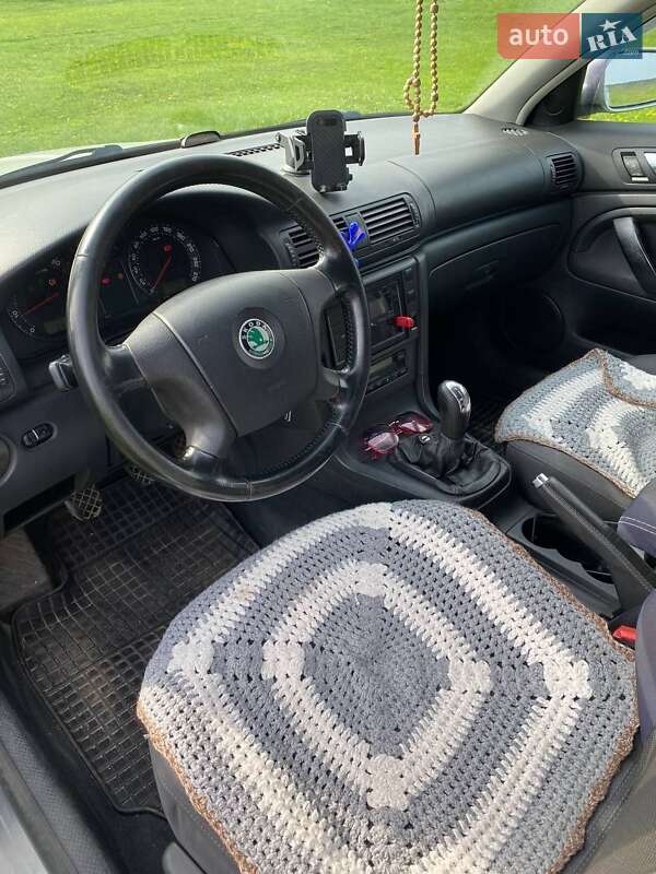 Ліфтбек Skoda Superb 2006 в Рівному