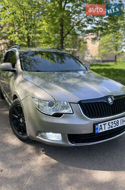Универсал Skoda Superb 2010 в Калуше