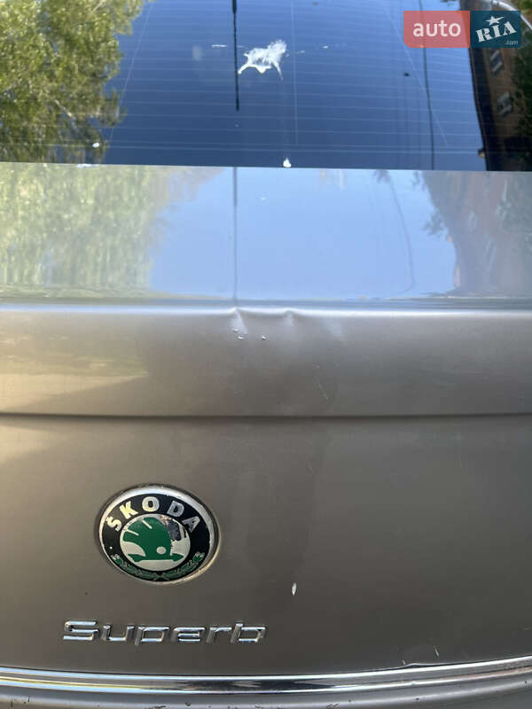 Лифтбек Skoda Superb 2009 в Хмельницком