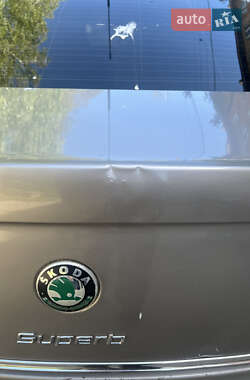 Лифтбек Skoda Superb 2009 в 