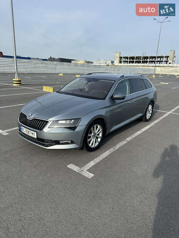 Універсал Skoda Superb 2017 в Львові