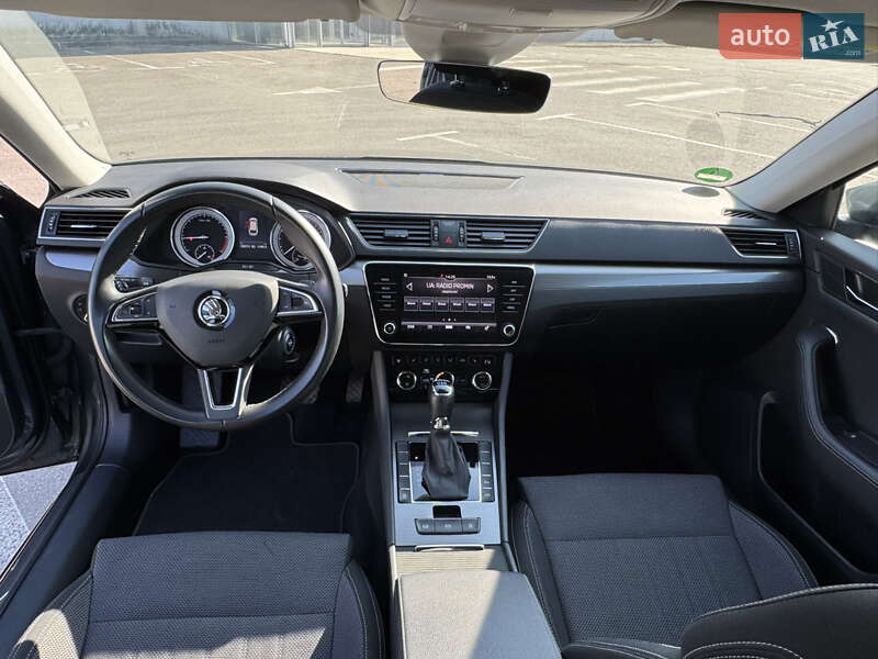 Універсал Skoda Superb 2019 в Києві