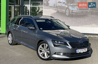 Універсал Skoda Superb 2017 в 