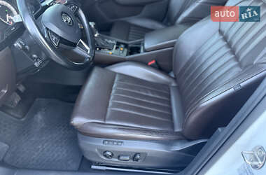 Ліфтбек Skoda Superb 2015 в 