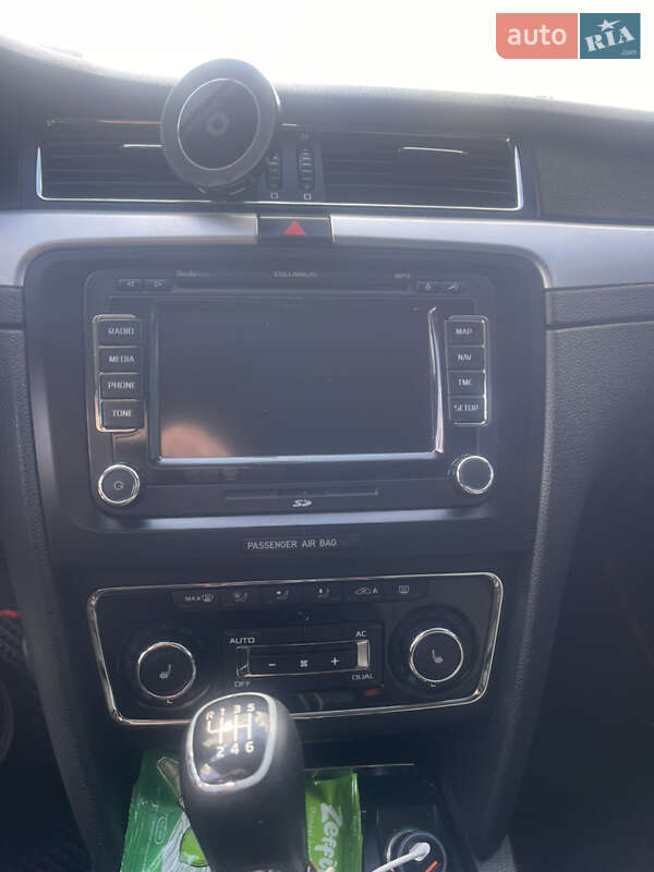 Лифтбек Skoda Superb 2013 в Львове