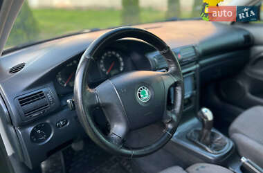 Ліфтбек Skoda Superb 2006 в 