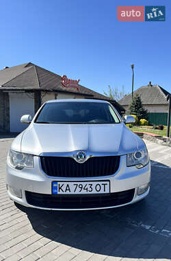 Лифтбек Skoda Superb 2011 в Борисполе
