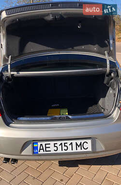 Лифтбек Skoda Superb 2012 в 
