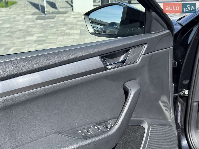 Універсал Skoda Superb 2018 в Рівному