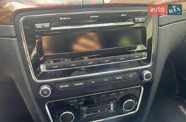 Лифтбек Skoda Superb 2013 в 