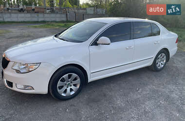 Лифтбек Skoda Superb 2012 в Кривом Роге