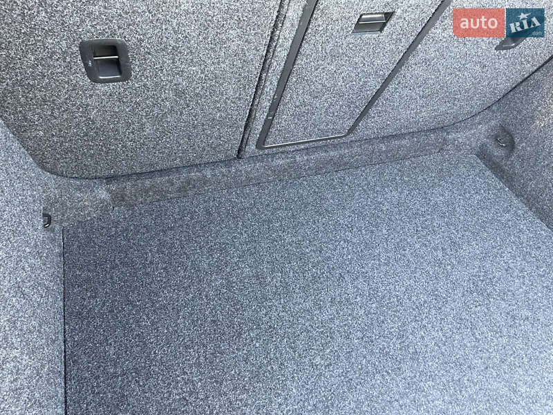 Ліфтбек Skoda Superb 2012 в Кривому Розі