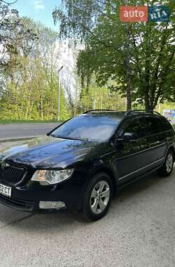 Универсал Skoda Superb 2012 в 