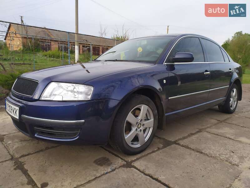 Лифтбек Skoda Superb 2003 в Богодухове