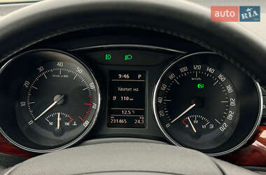 Лифтбек Skoda Superb 2009 в 