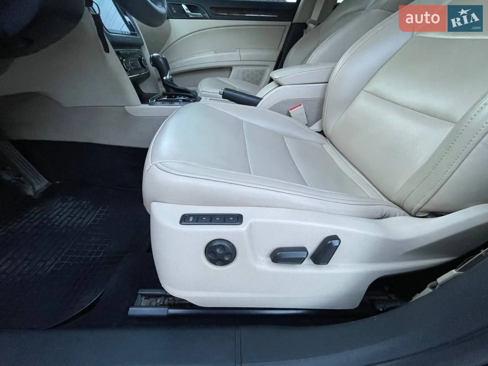 2013 Skoda Superb - мініатюра 10