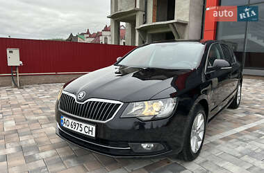 Ліфтбек Skoda Superb 2015 в 