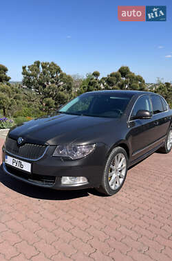 Лифтбек Skoda Superb 2009 в 