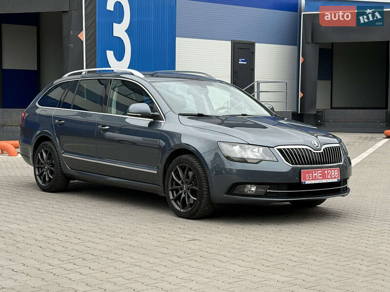 Универсал Skoda Superb 2015 в Ровно