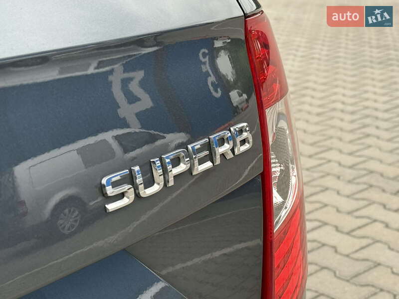Универсал Skoda Superb 2015 в Ровно