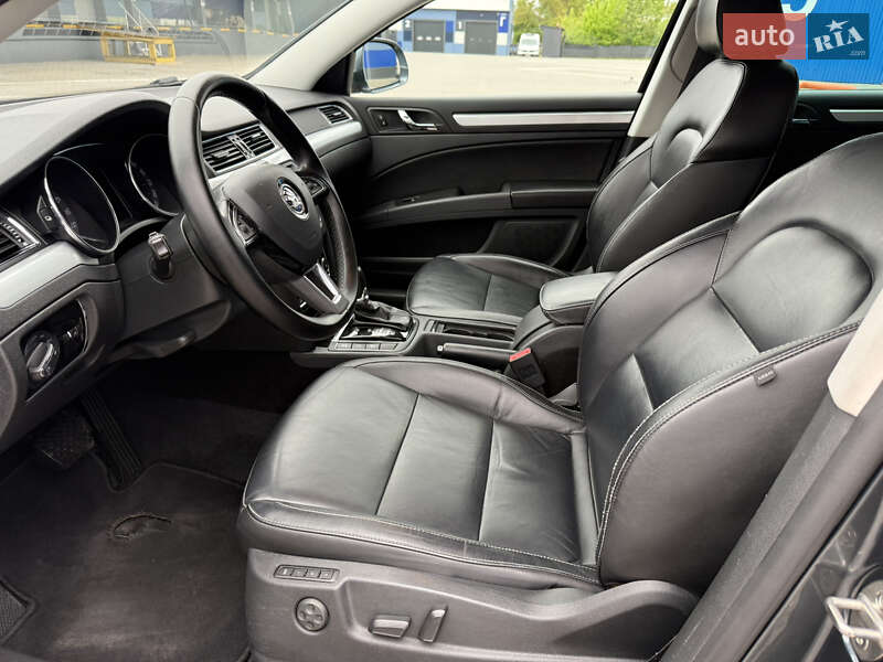 Универсал Skoda Superb 2015 в Ровно