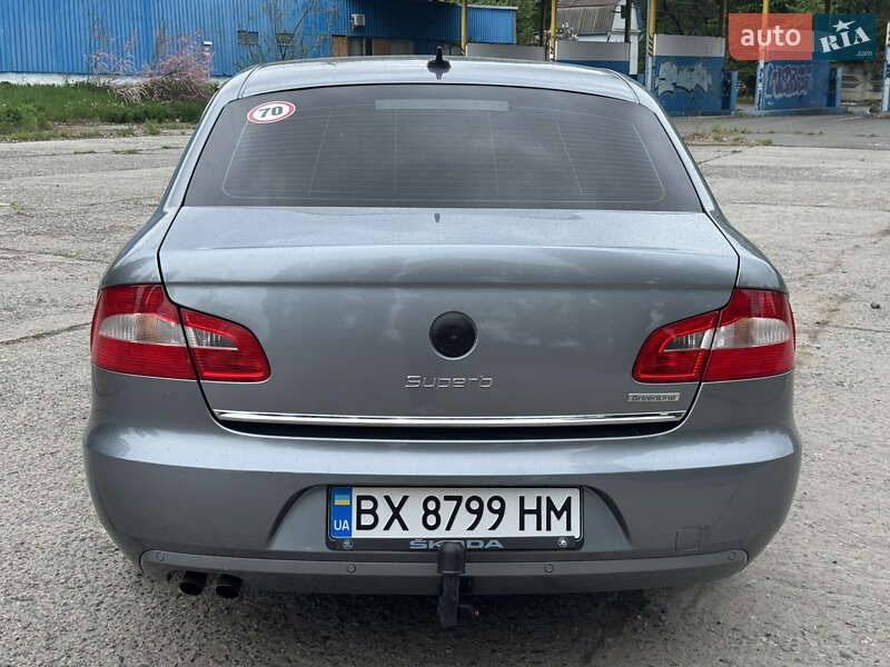 Лифтбек Skoda Superb 2011 в Хмельницком