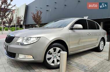 Лифтбек Skoda Superb 2012 в Киеве