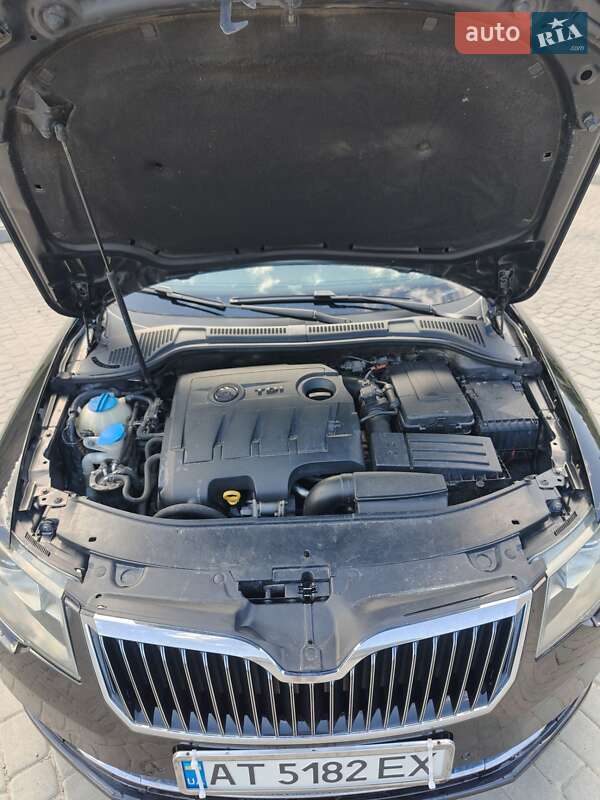 Універсал Skoda Superb 2014 в Ворохті