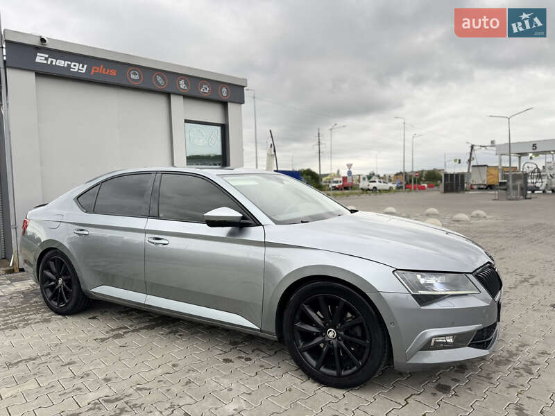 Ліфтбек Skoda Superb 2017 в Мукачевому