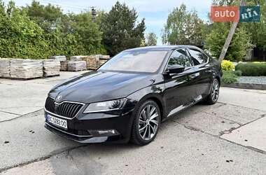 Ліфтбек Skoda Superb 2018 в 