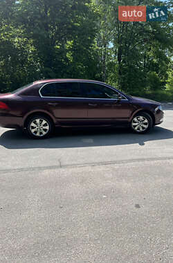 Лифтбек Skoda Superb 2008 в 