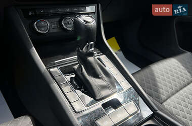Лифтбек Skoda Superb 2017 в 