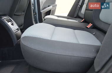 Лифтбек Skoda Superb 2011 в 