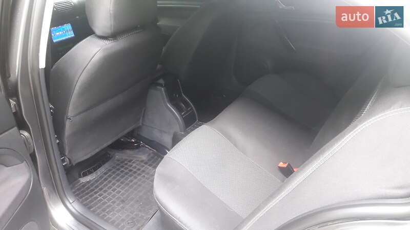 Ліфтбек Skoda Superb 2005 в Глухові