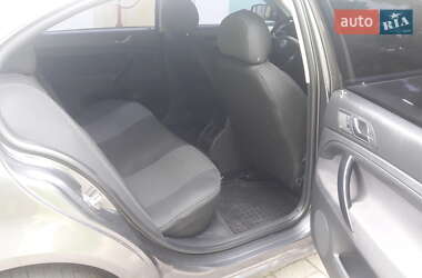 Лифтбек Skoda Superb 2005 в 
